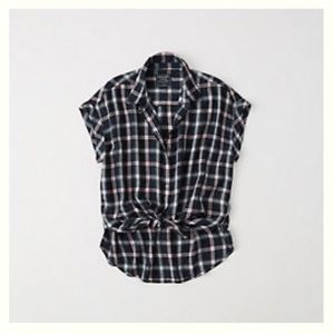 ABERCROMBIE || tie front button up shirt